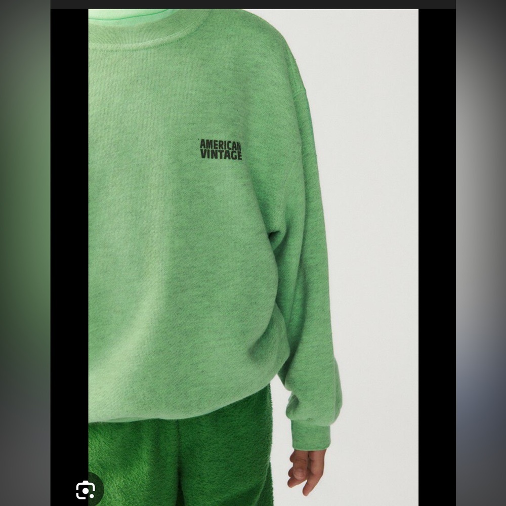 Green Sweatshirt and Sweatpants Set - Picture 3 of 5